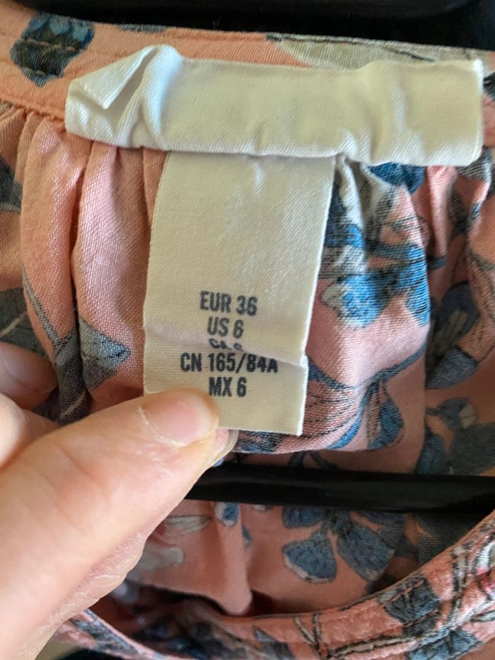Blouse fleurie H&M Taille 36 - photo numéro 3