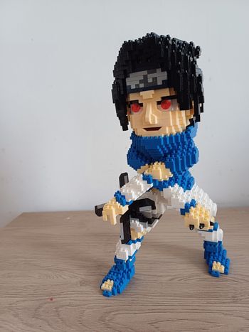 Figurine sasuke
