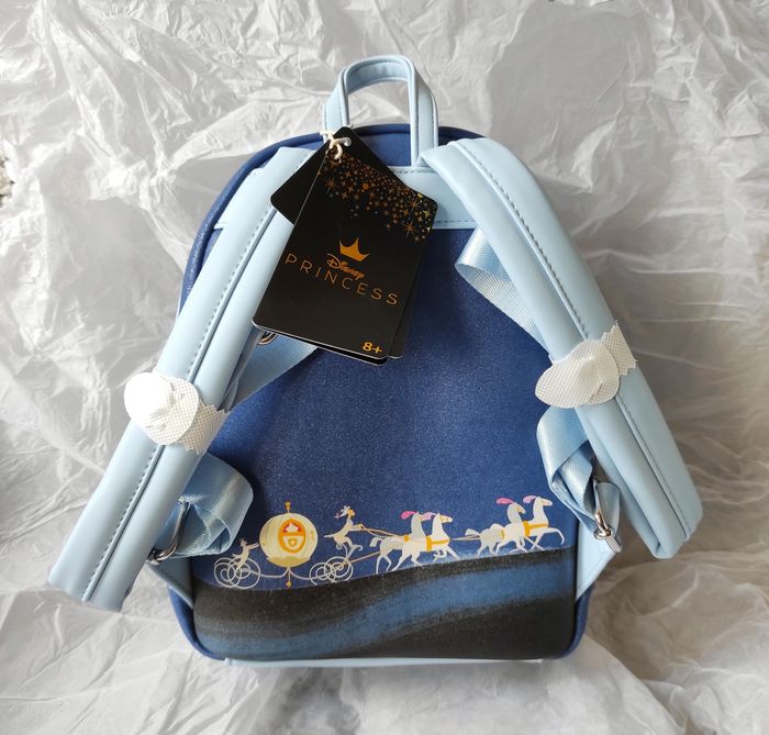 DISNEY - Cendrillon 75th - Mini Sac à Dos Lenticulaire Loungefly - photo numéro 4