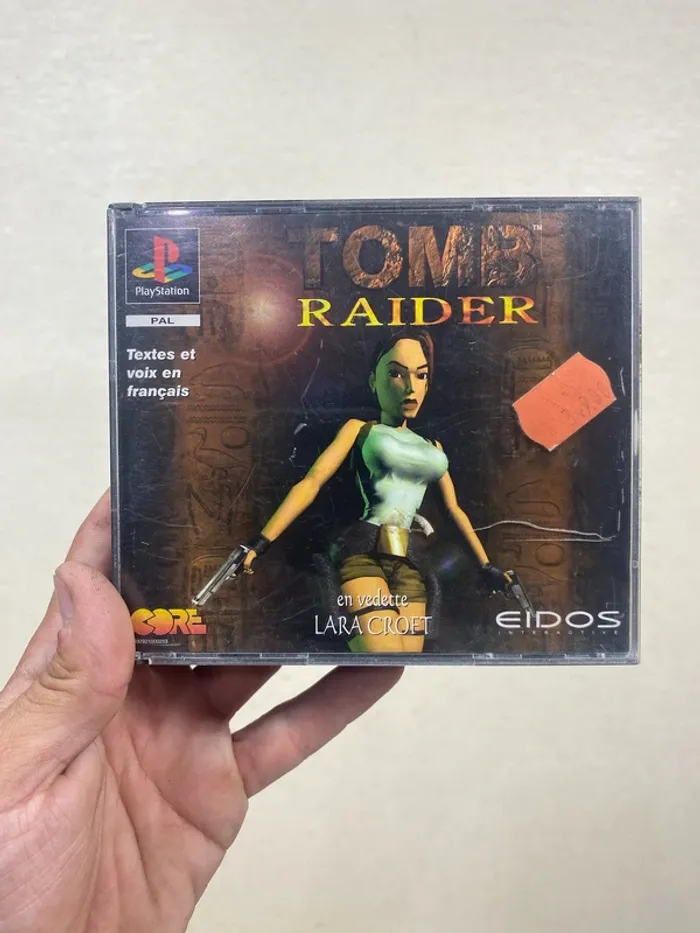🎮 PlayStation 1 – Tomb Raider (version PAL FR)  Complet avec notice & flyer collector