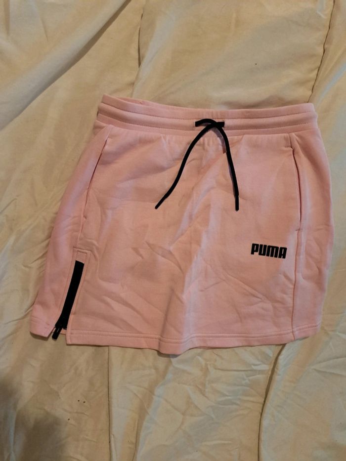 Jupe puma rose 11-12 ans