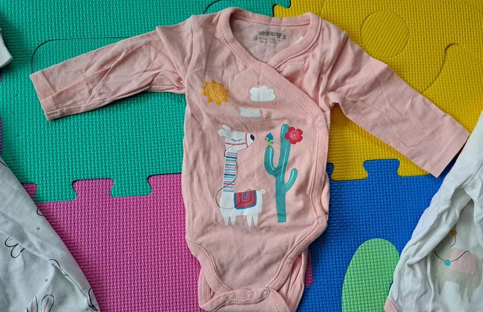 Lot de 6 bodies ML 1 mois + 1 bonnet - photo numéro 5