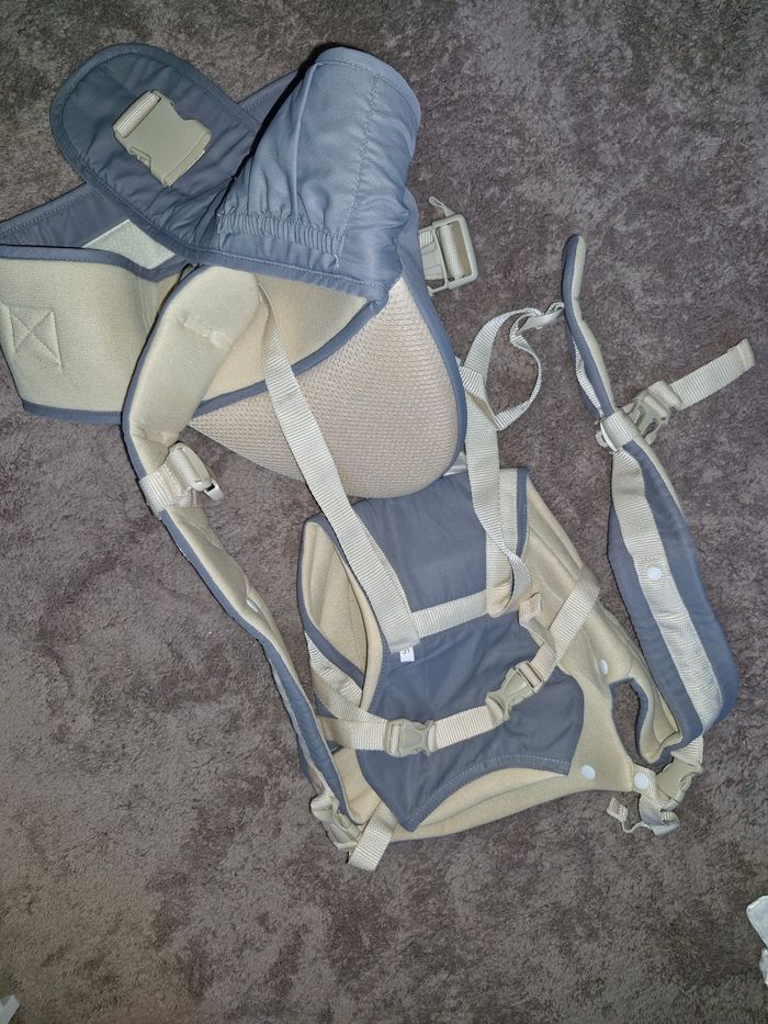 Porte bébé - photo numéro 3