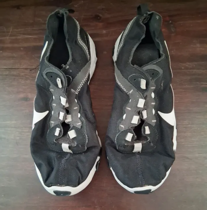Baskets Nike taille 39