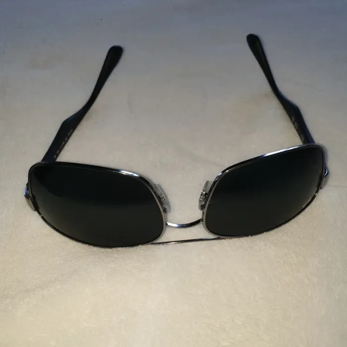 Lunette de soleil - photo numéro 5