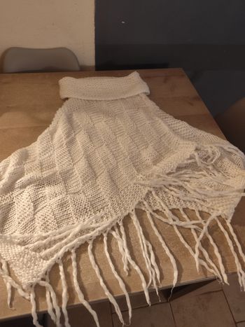 Poncho laine blanche
