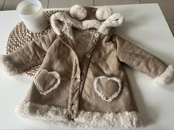 Manteau en suédine beige avec fourrure - 12 mois