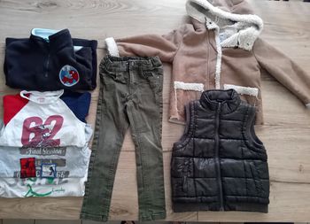 Lot vêtements enfant 5 ans