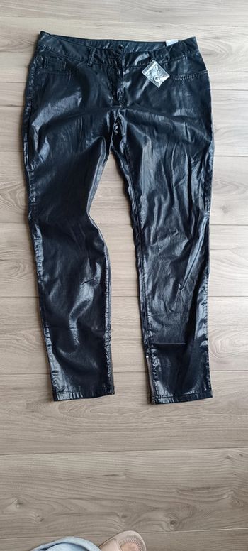 Pantalon huilé satiné Naf Naf
