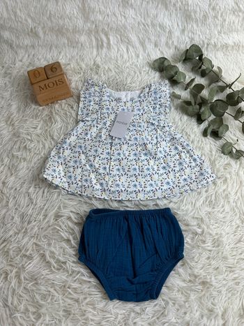 Robe fleurie avec bloomer gaze de coton Marese taille 6 mois