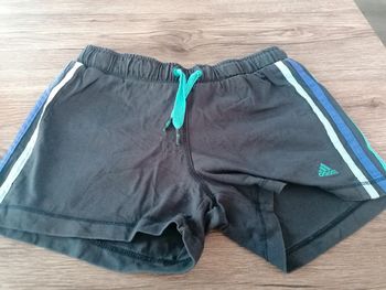 Short Adidas