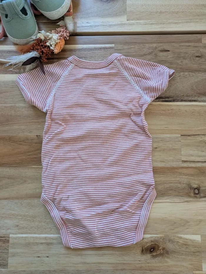 Lot 5 body MC Petit Bateau - photo numéro 15