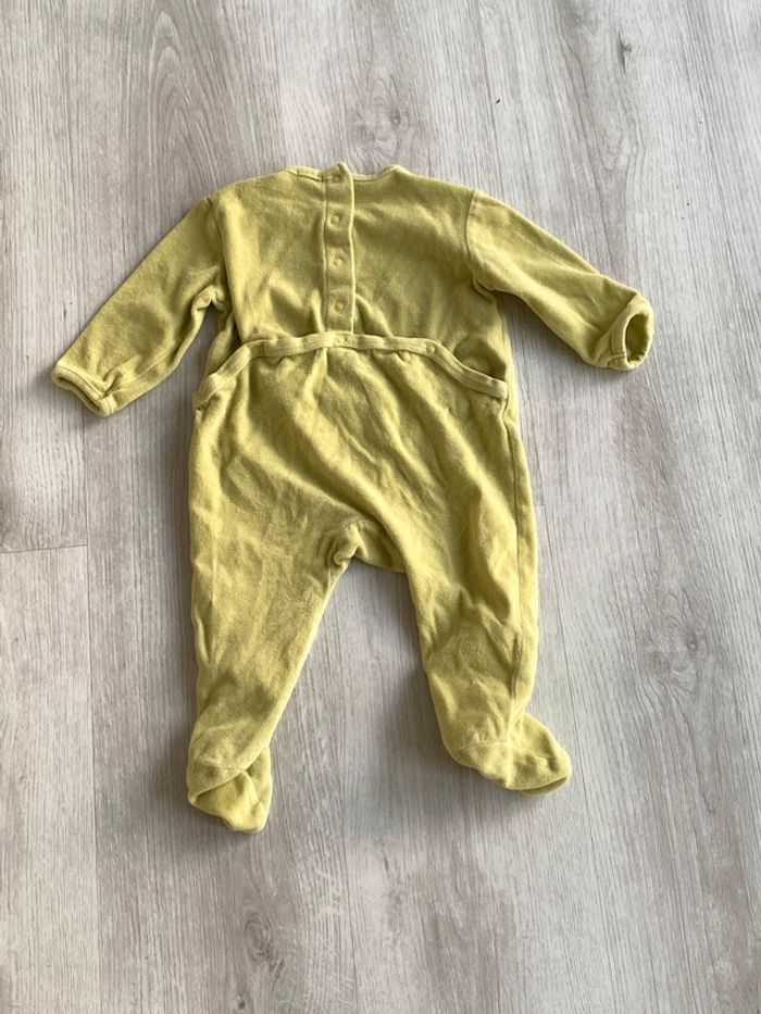 Grenouillère 9 mois Kiabi petit défaut - photo numéro 5