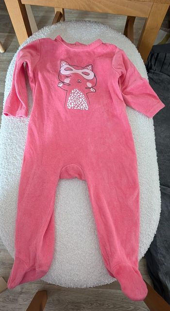 10 pyjamas