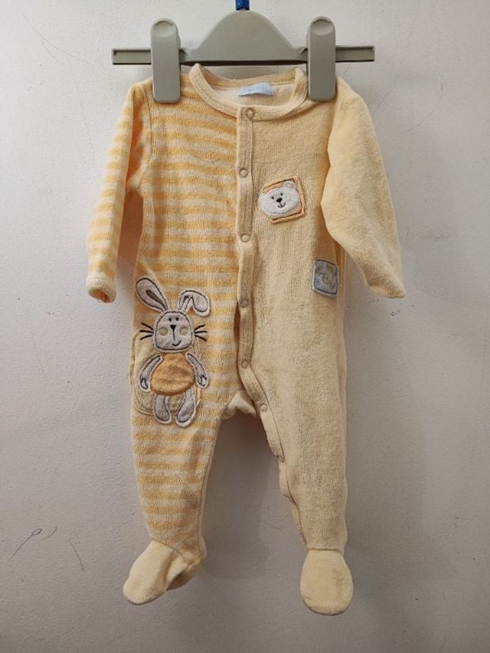 Dors bien bébé garçon