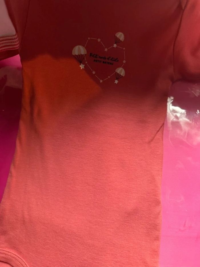 Lot de 3 bodies Petit Bateau 6 mois - photo numéro 3