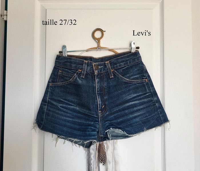 Short jean levi's taille 27 fr 36 - photo numéro 2