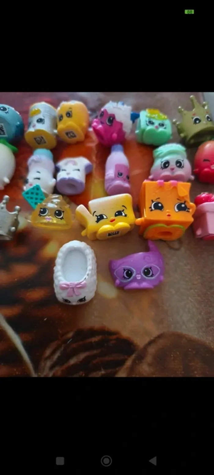 Lot de 22 personnages Shopkins - photo numéro 5