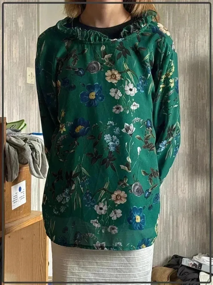 Blouse transparente taille 36 marque new collection