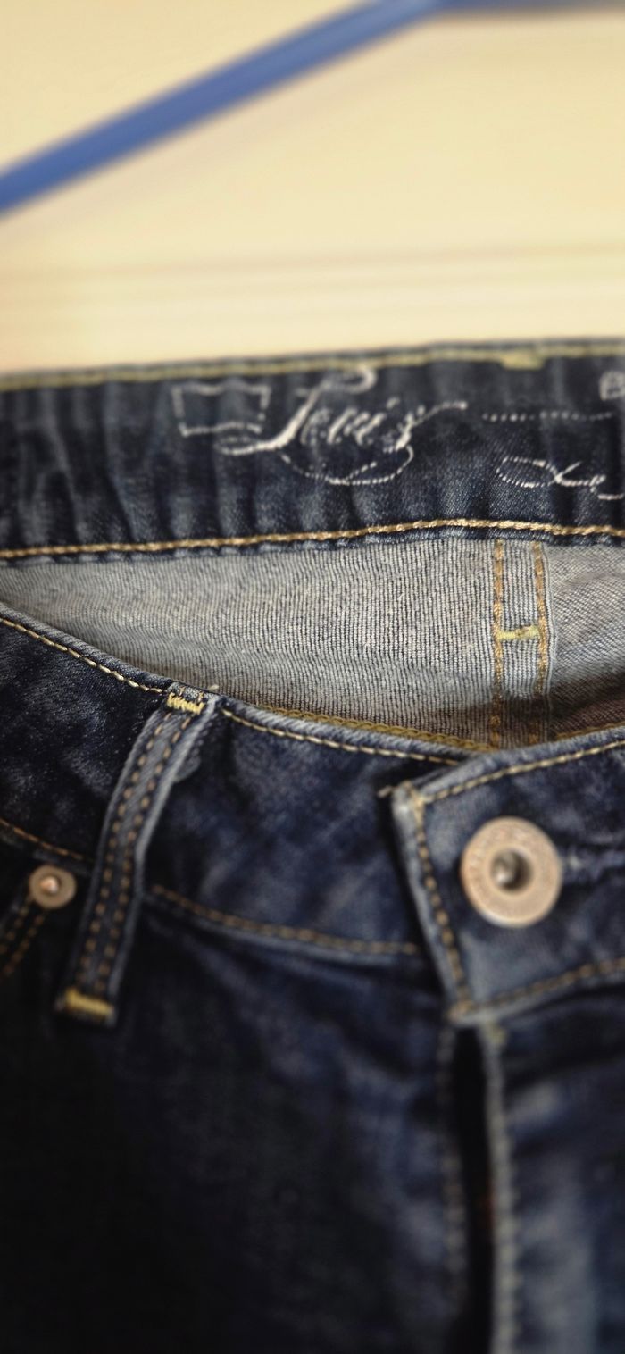 Jean Levi’s Bold Curve Skinny – Coupe slim stretch – Authentique & confortable – Excellent état - photo numéro 3