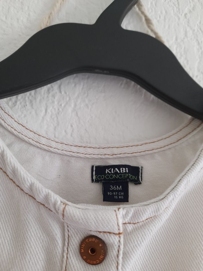 Robe en jean beige avec ceinture rose à cœurs 6 mois