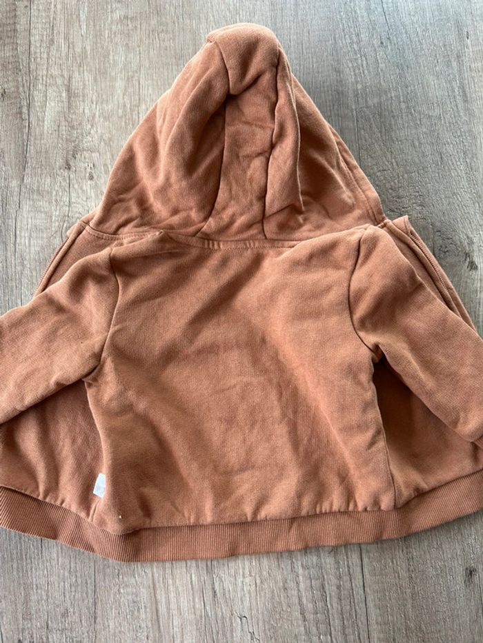 Gilet veste marron à capuche 9 mois - photo numéro 5