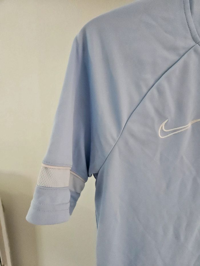 Lot T-shirt de sport nike et lycra kipsta - photo numéro 2