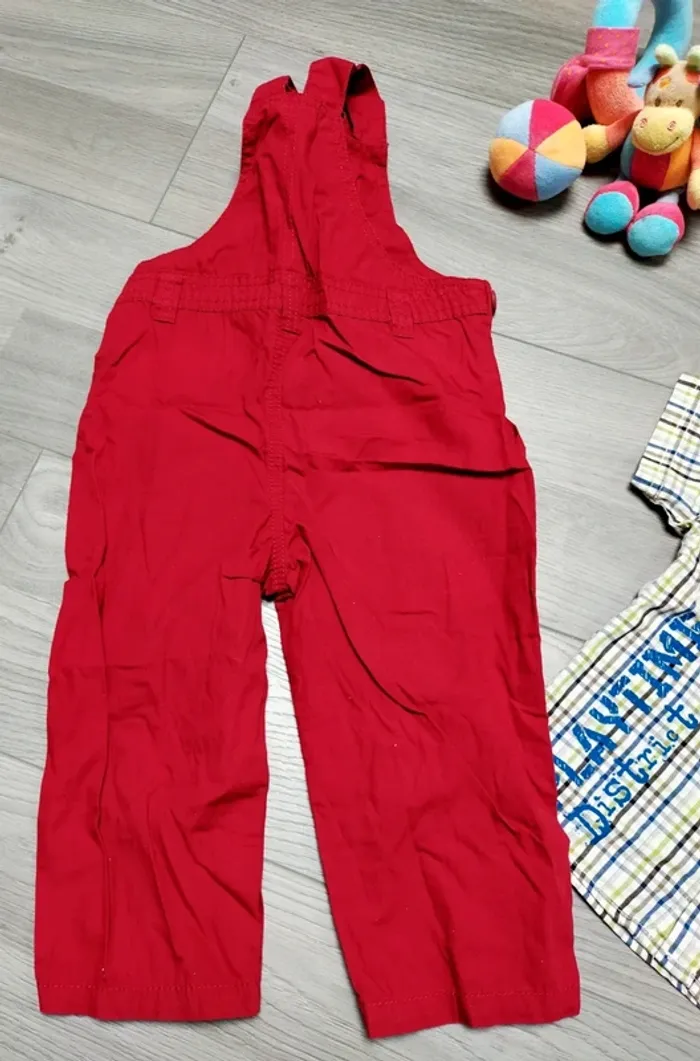 Salopette rouge voiture et chemise manches courtes garçon 23 mois Plus - photo numéro 7
