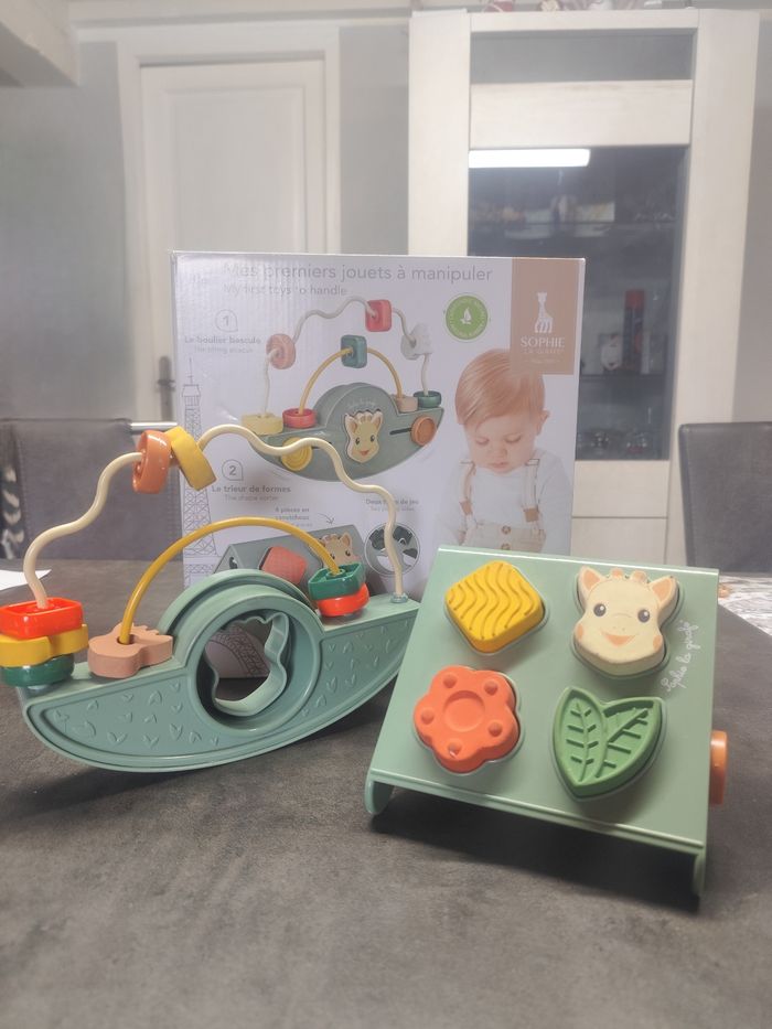 Jeu à manipuler Sophie La girafe