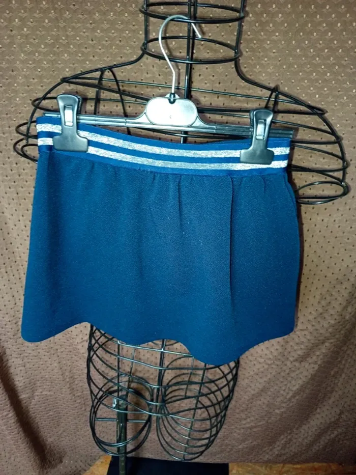 Jupe fluide bleu taiie 12ans - photo numéro 3