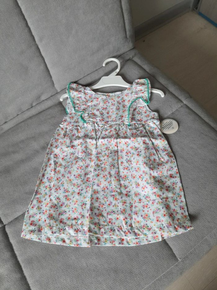 Robe en coton motif fleuri style Liberty Lola Palacios taille 2 ans neuf avec