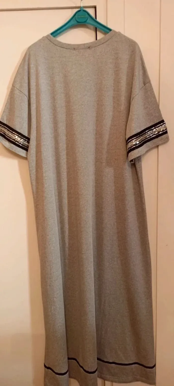 Robe longue grise taille M - photo numéro 3