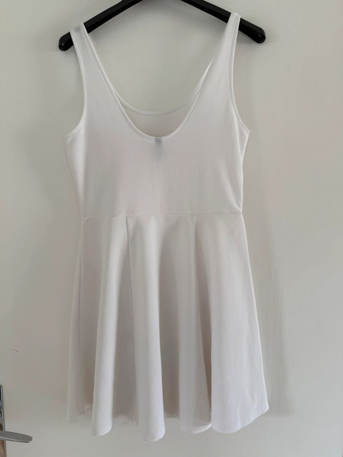 Robe patineuse blanche / Taille 38 - photo numéro 3