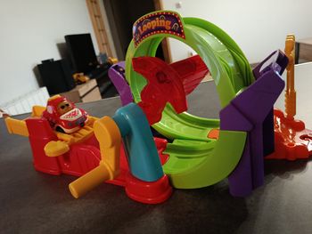 Tut tut bolide looping