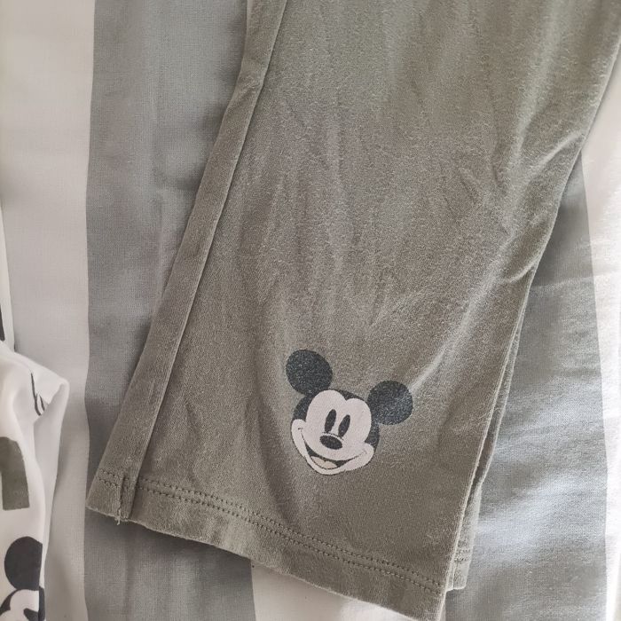 Lot de 2 pyjamas Mickey Disney C&A Taille 4 ans - photo numéro 3