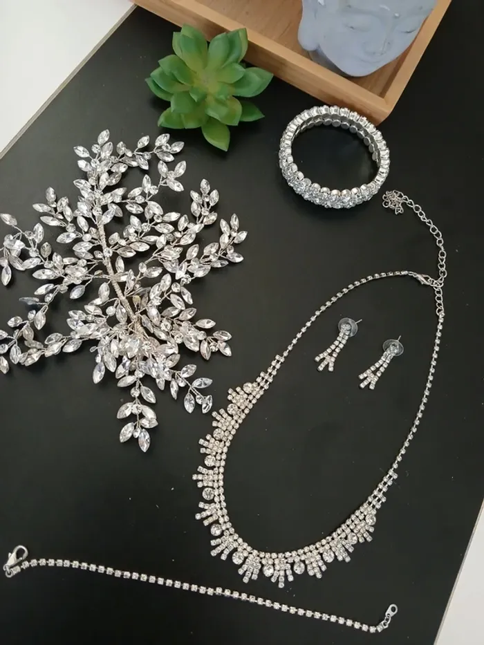 Lot bijoux et accessoires de cheveux Mariage🌿🎉 - photo numéro 2