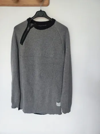 Pull taille L