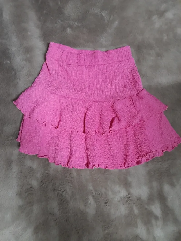 Jupe couleur rose - Très bon état- Kiabi - Taille 5 ans - photo numéro 2