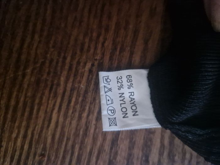 Pull noir habillé - photo numéro 3