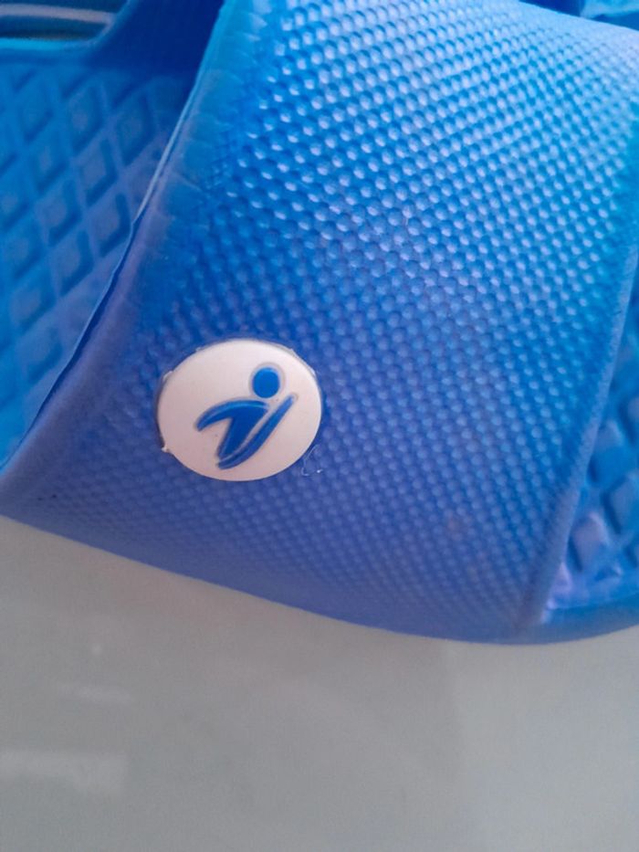Claquette bleu en 33 - photo numéro 2