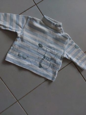Tee-shirt manches longues garçon taille 3 mois