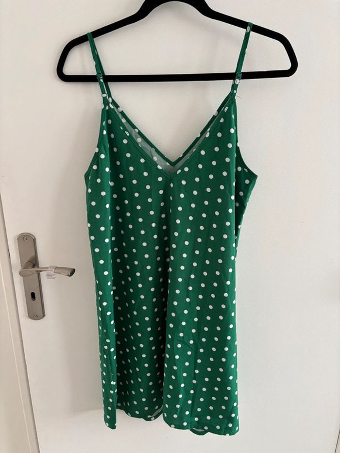Robe verte à pois - photo numéro 2