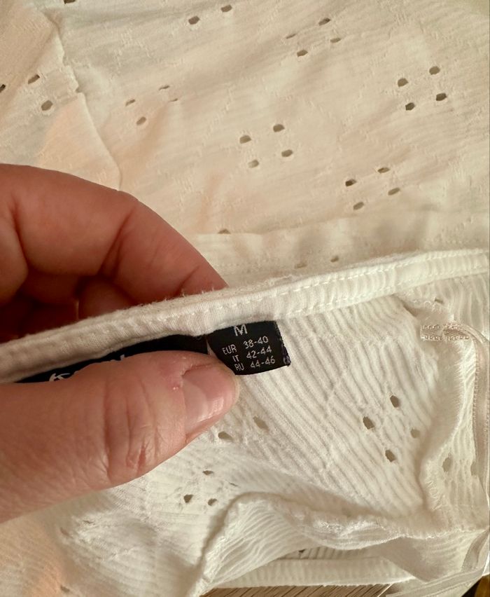 💜 Teeshirt ouvert dans le dos ajourés Kiabi taille 38/40 neuf 💜 - photo numéro 7