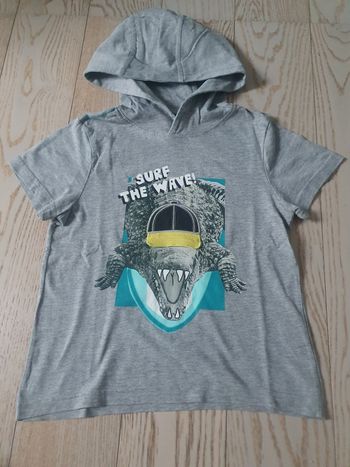 T-shirt avec capuche