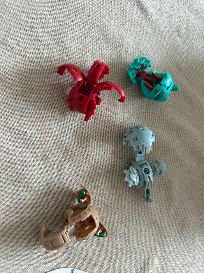 Lot de 4 bakugans - photo numéro 3