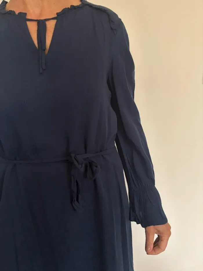 robe promod bleu marine taille 38 manches longues - photo numéro 2