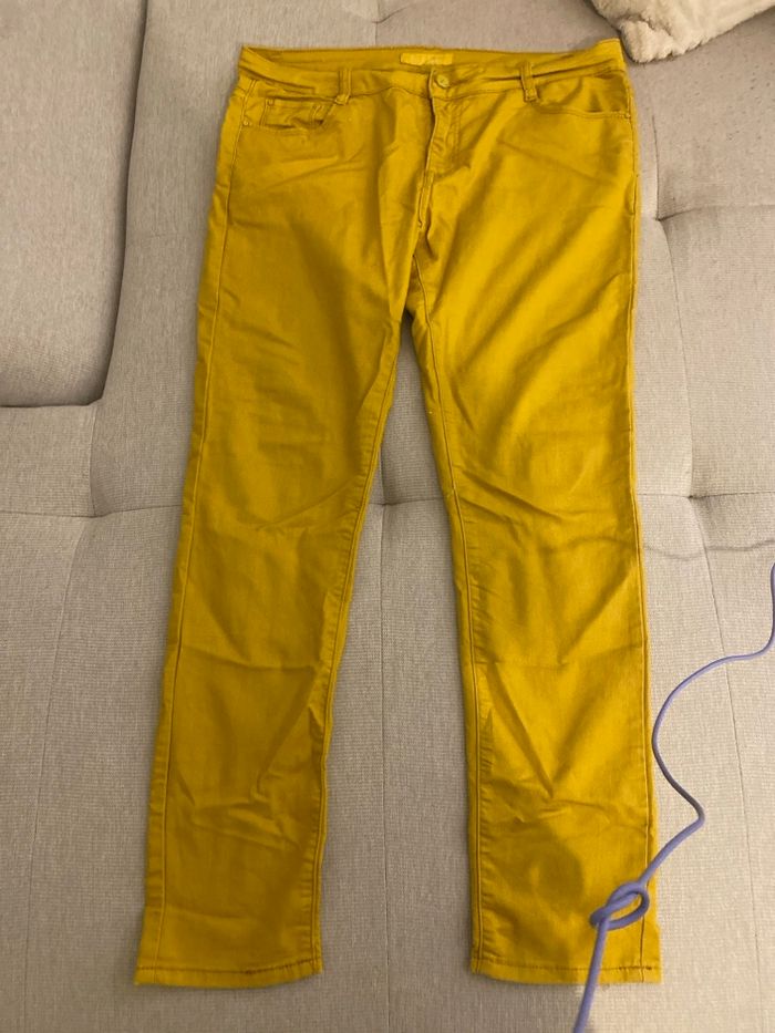 Pantalon moutarde