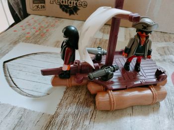 Radeau pirate playmobil