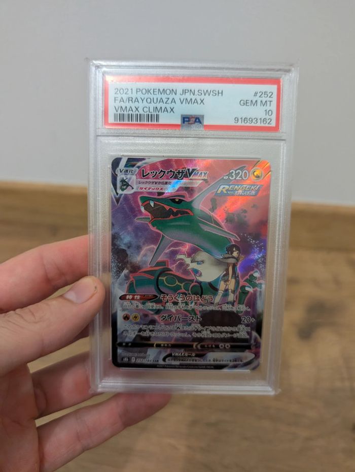 Rayquaza VMAX (s8b 252) VMAX Climax -PSA 10