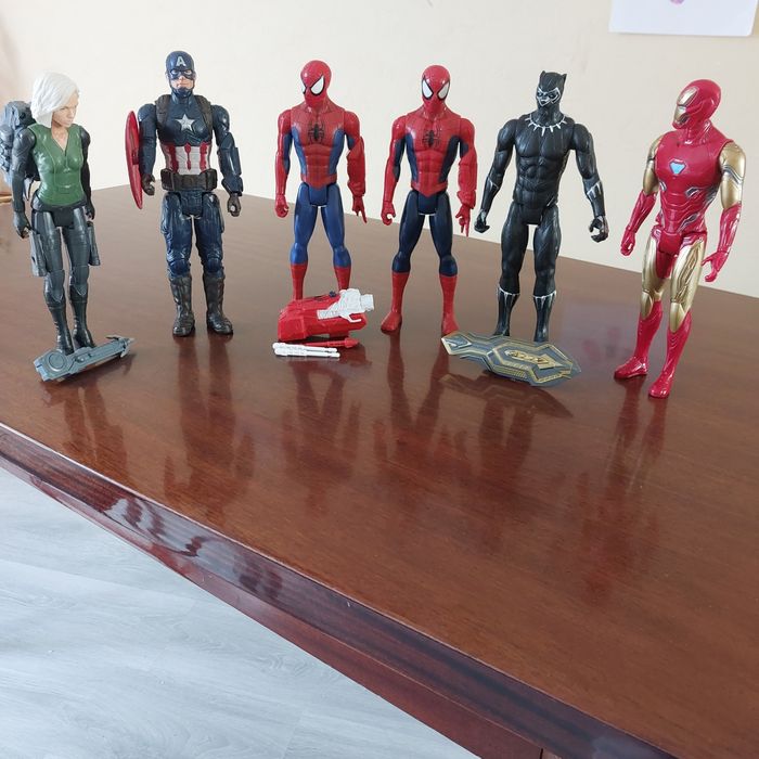 Figurine